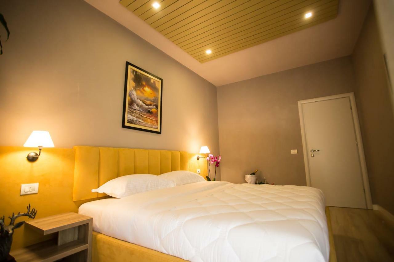 Vila Verde Beach Hotel Дуррес Экстерьер фото