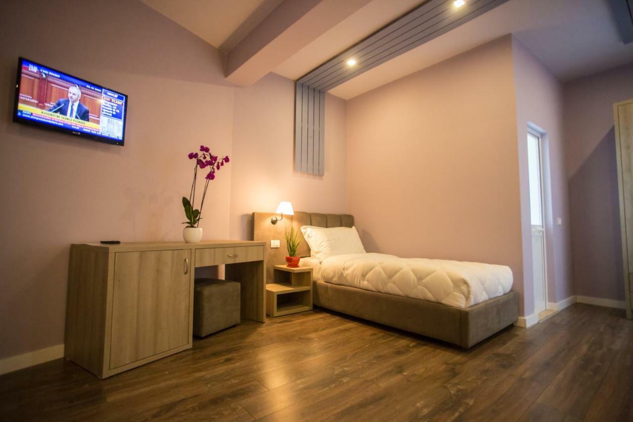 Vila Verde Beach Hotel Дуррес Экстерьер фото